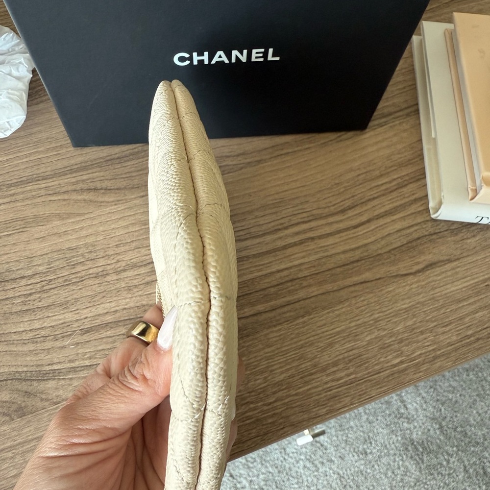 CHANEL Matelasse Classic Mini O Pouch Cream Caviar Leather - Picture 7 of 9